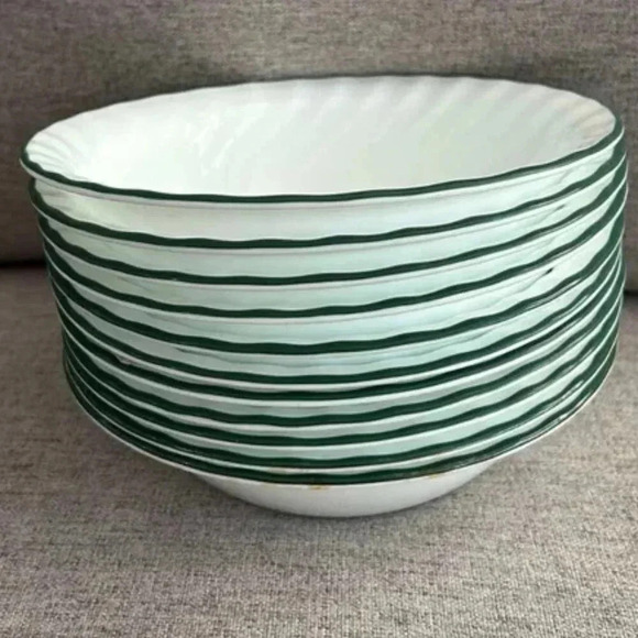 Corelle by Corning 7" Soup Bowl - Callaway Holiday Collection Made in USA - Picture 3 of 4